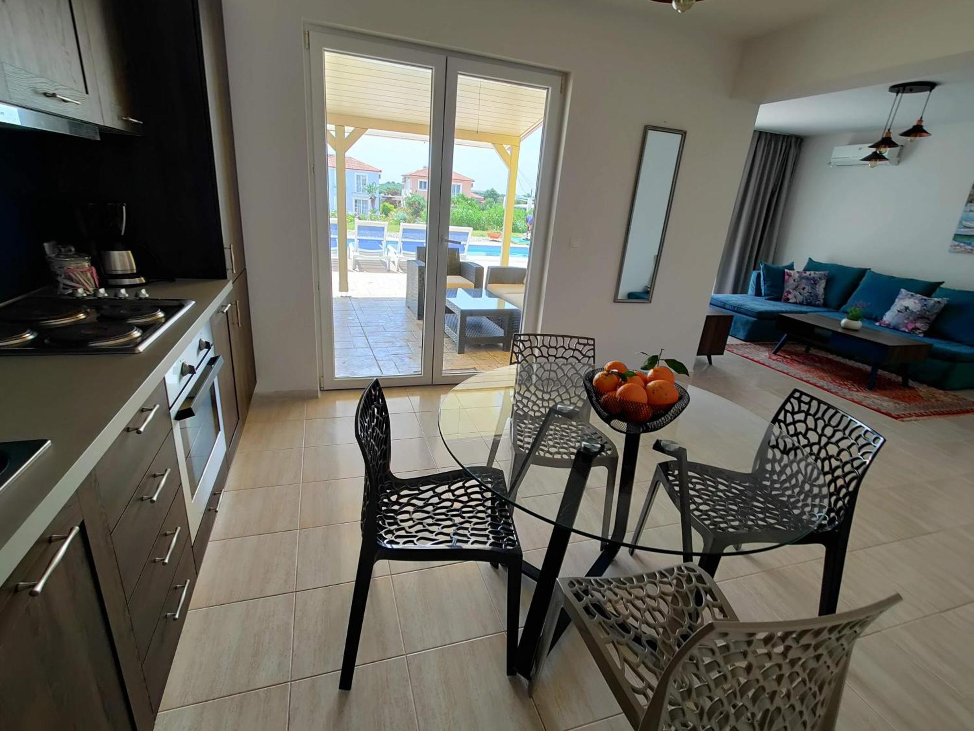 Iridia Resort Villas Foiníki Quarto foto